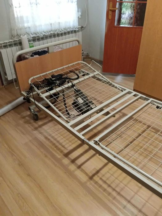 łóżko rehabilitacyjne elektryczne