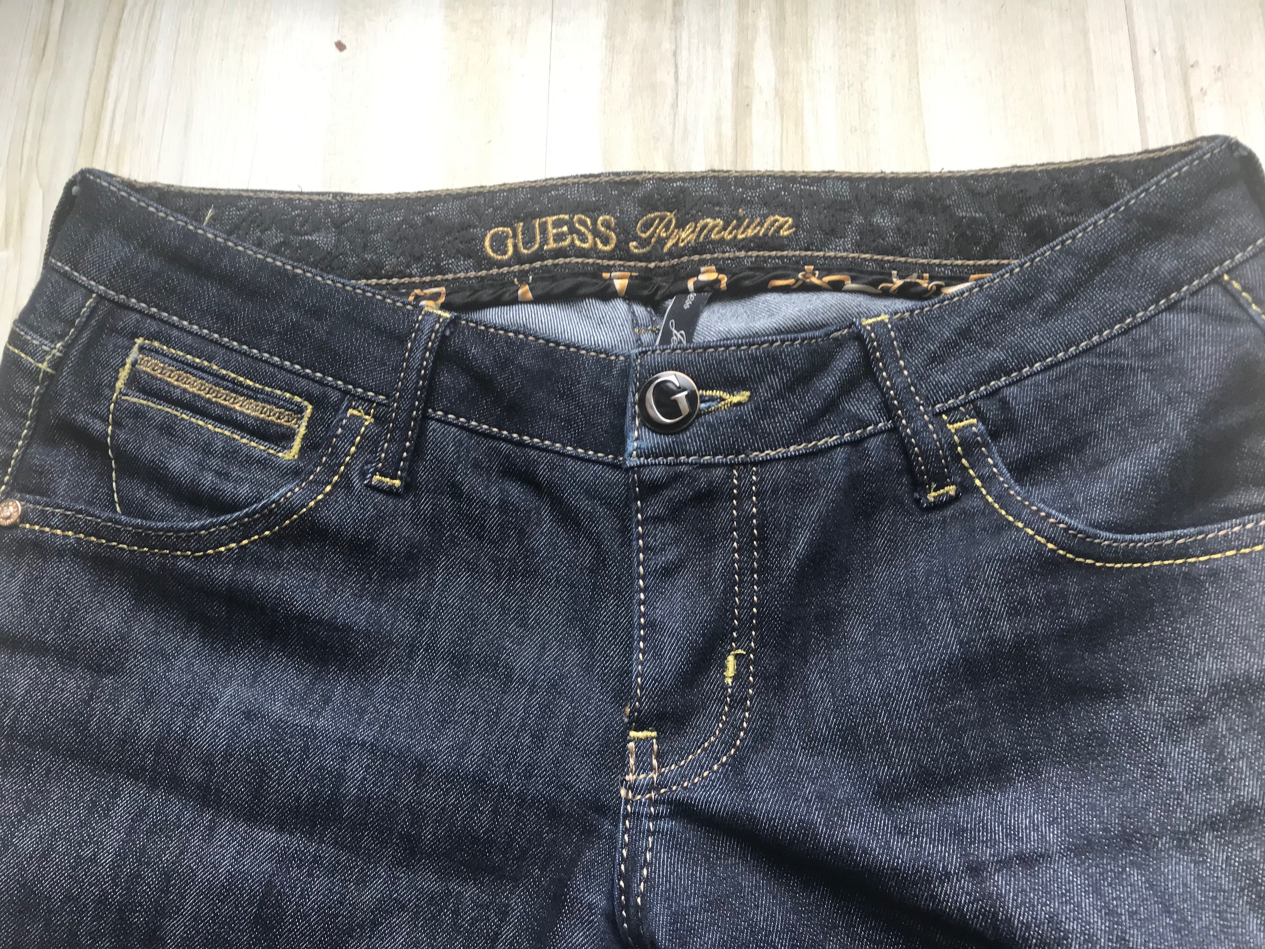 Spodnie marki Guess , rozmiar na metce 30
