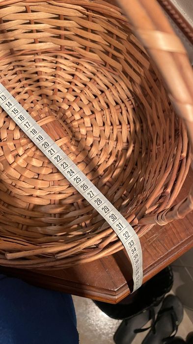 Cesto de vime usado