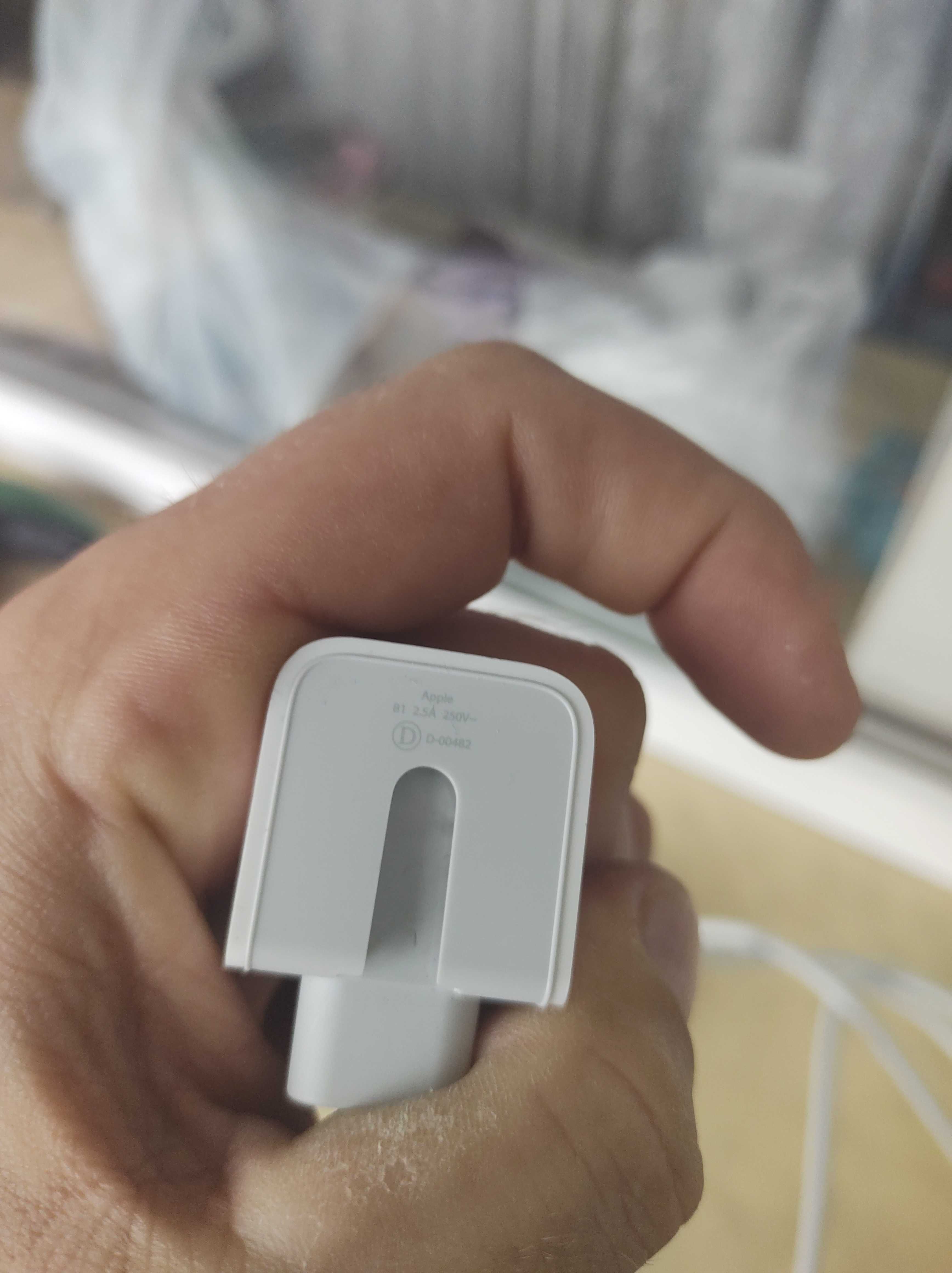 Кабель питания Apple (AC) 220V Apple power