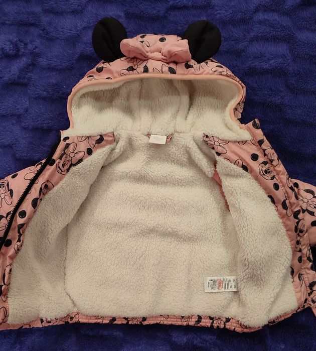 Курточка на дівчинку