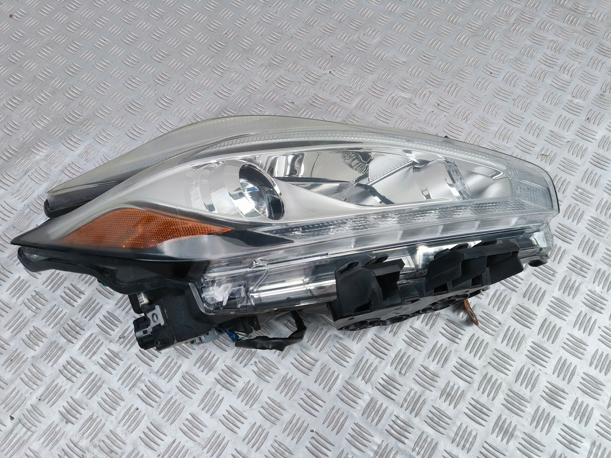 Nissan Murano Reflektor Lampa przód Prawa Full Led Usa