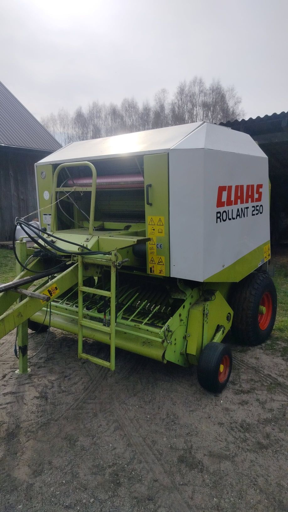Prasa Claas Rollant 250