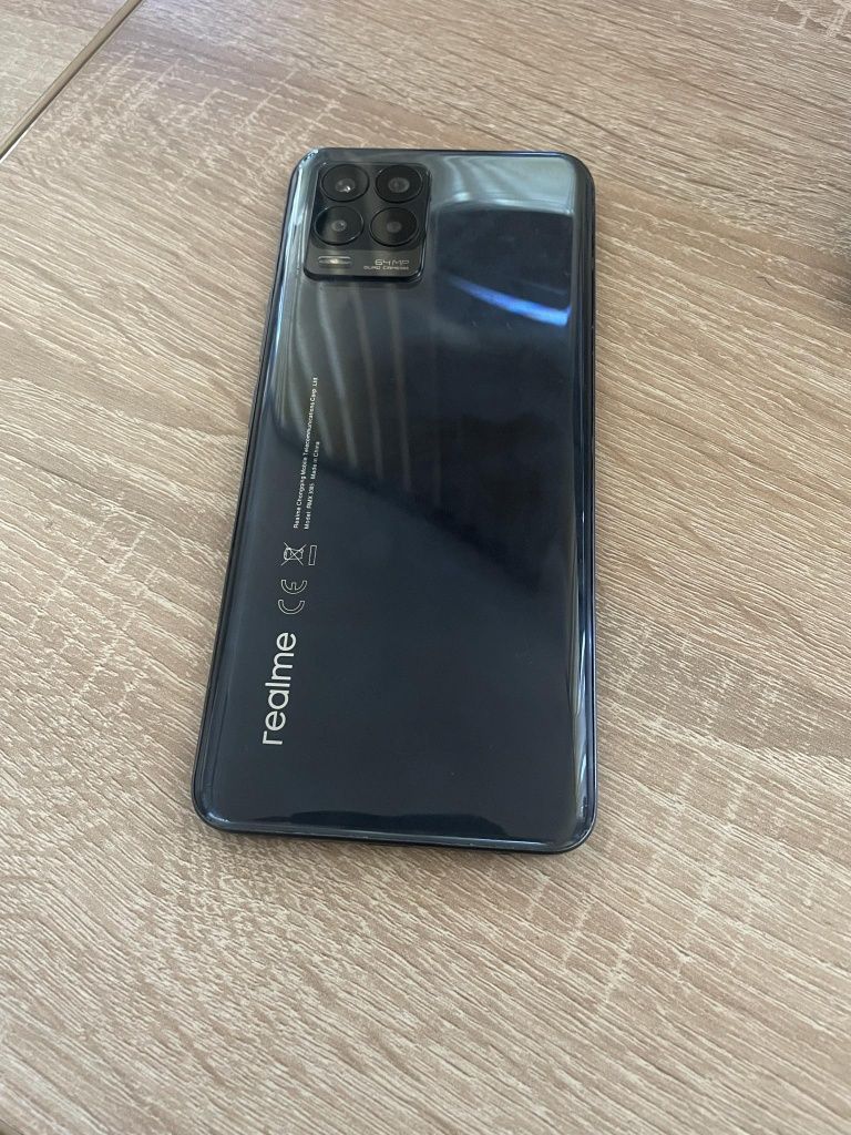 Telefon realme 8