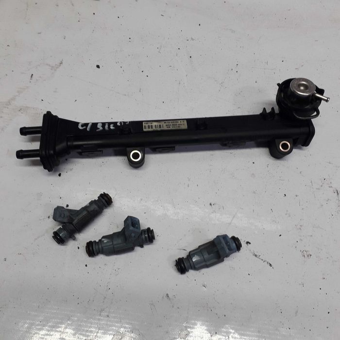 Régua e  bicos injetores gasolina Smart 450