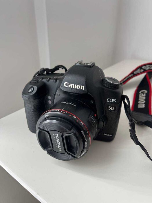 Камера Canon EOS 5D Mark II
