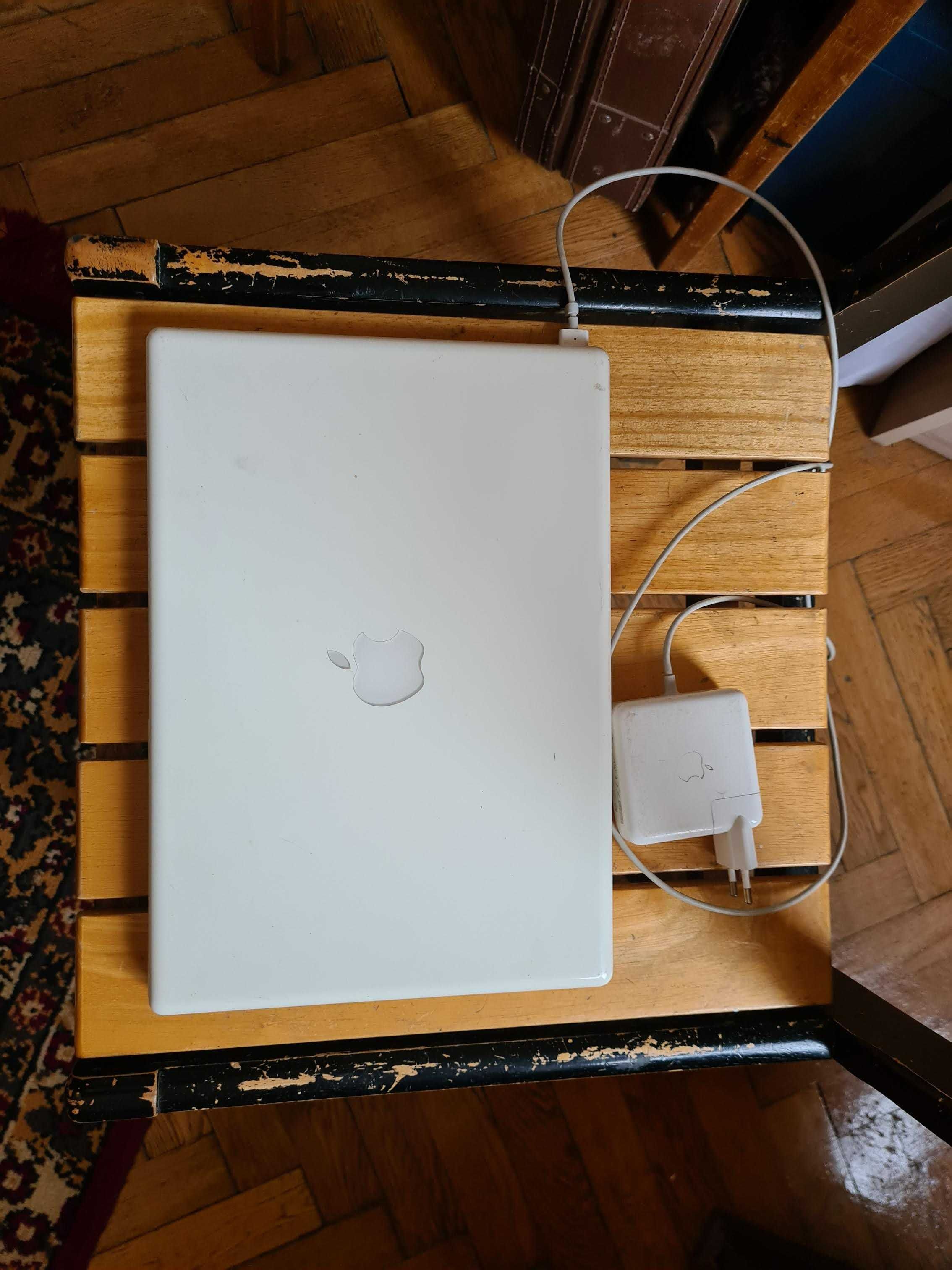 Apple Macbook ПК Ноутбук Білий White 13