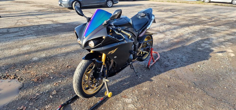 Yamaha R 1  rn22 rok 2012