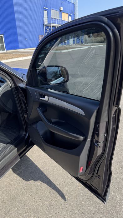 Audi Q5 Quattro 2011 року, 2.0 TDI , повний привід, механіка