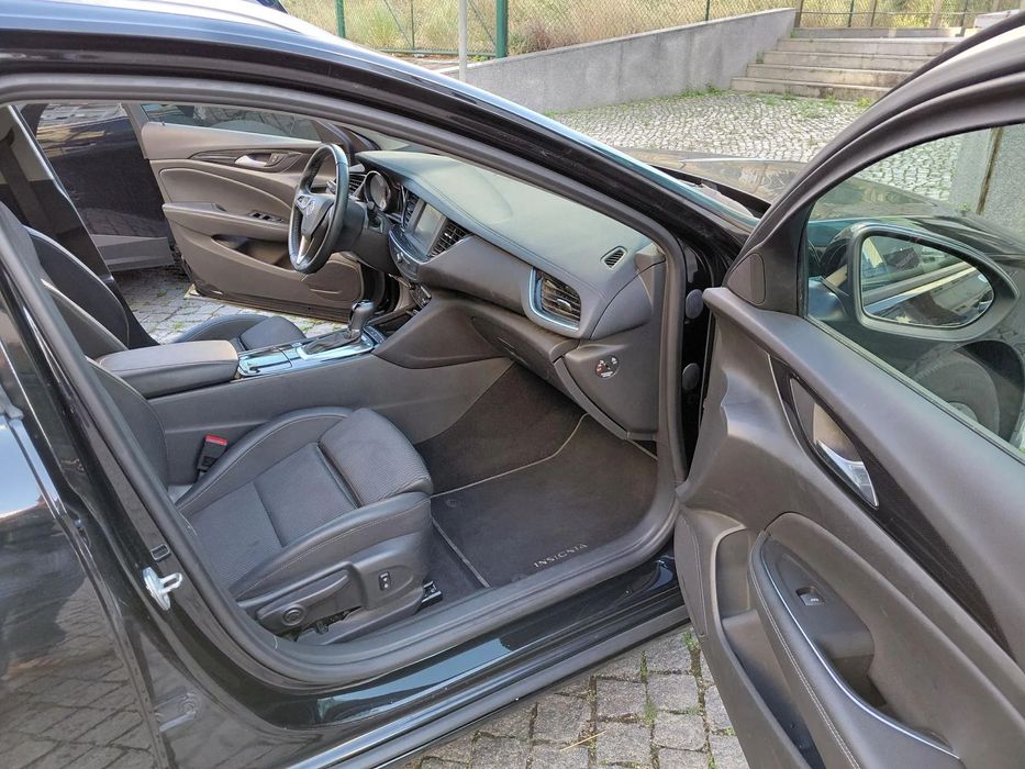 Opel Insignia Sports Tourer 1.5 T Dynamic Auto