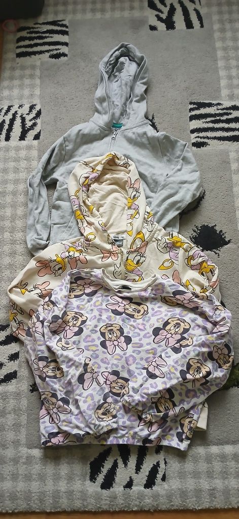 Bluzy dziewczęce w rozmiarze 134/140, 5 sztuk