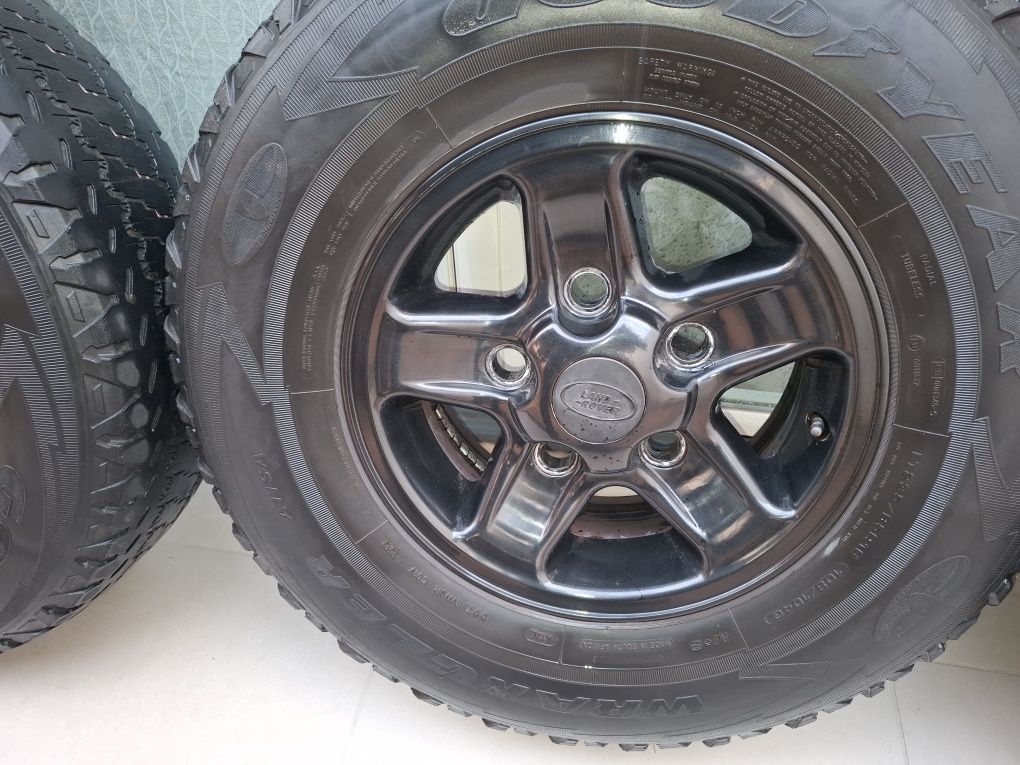 Vendo 4 jantes land rover defender boost pretas