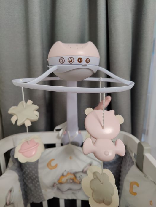 Продам музикальний мобіль на дитяче ліжко