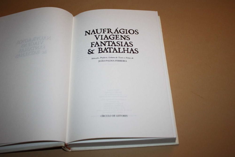 Naufrágios Viagens Fantasias & Batalhas// João Palma Ferreira