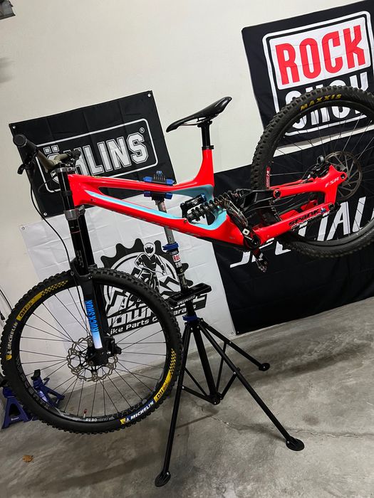 SPECIALIZED DEMO CARBON 27.5 Downhill tamanho L