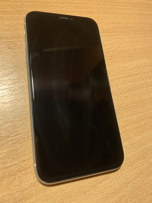 Iphonе XR не вмикається
