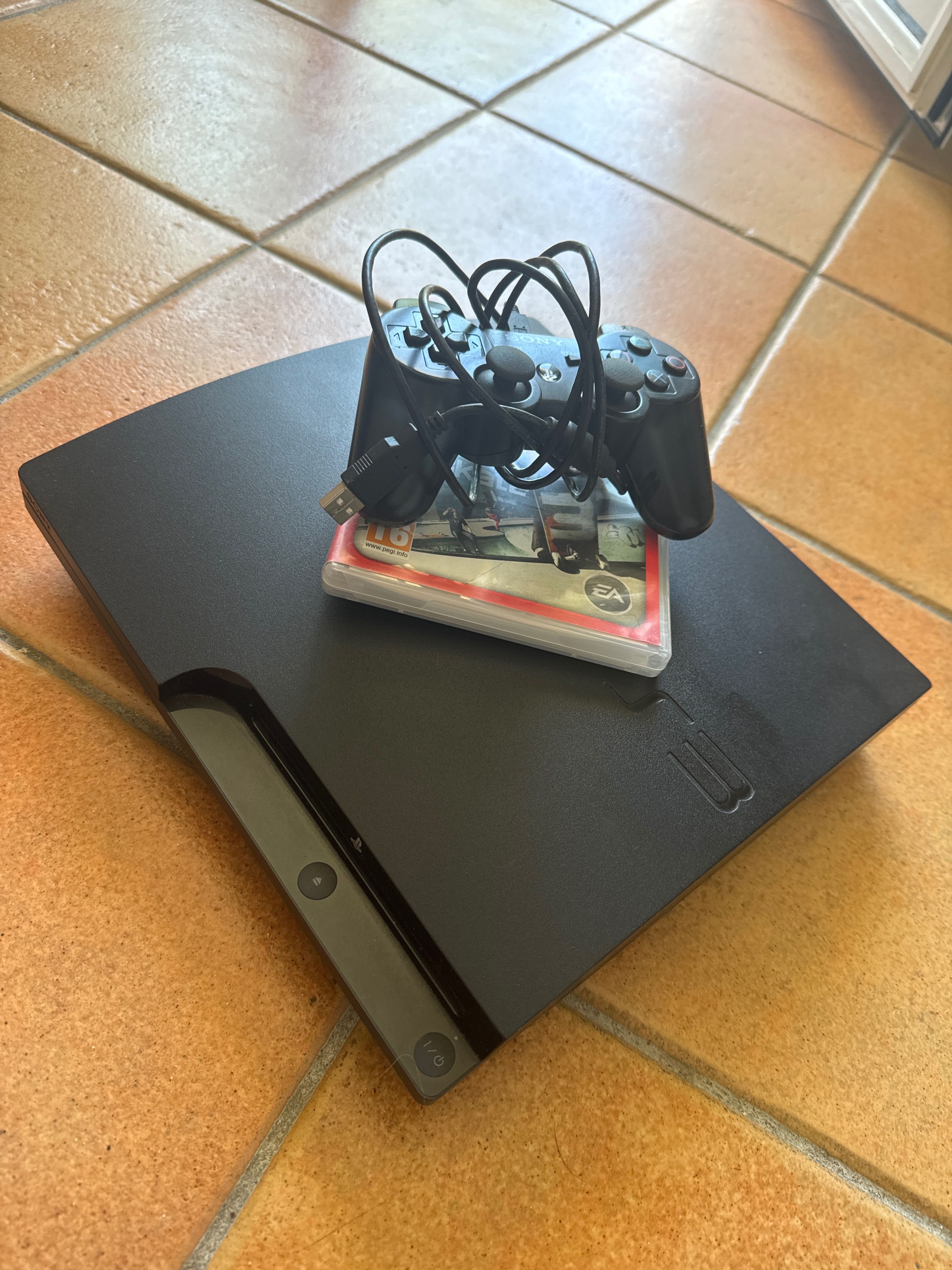 PlayStation PS3 320GB Preto