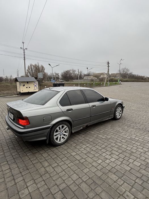 Bmw e36 320i