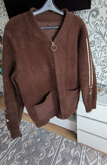 Жакет або кофта з альпаки