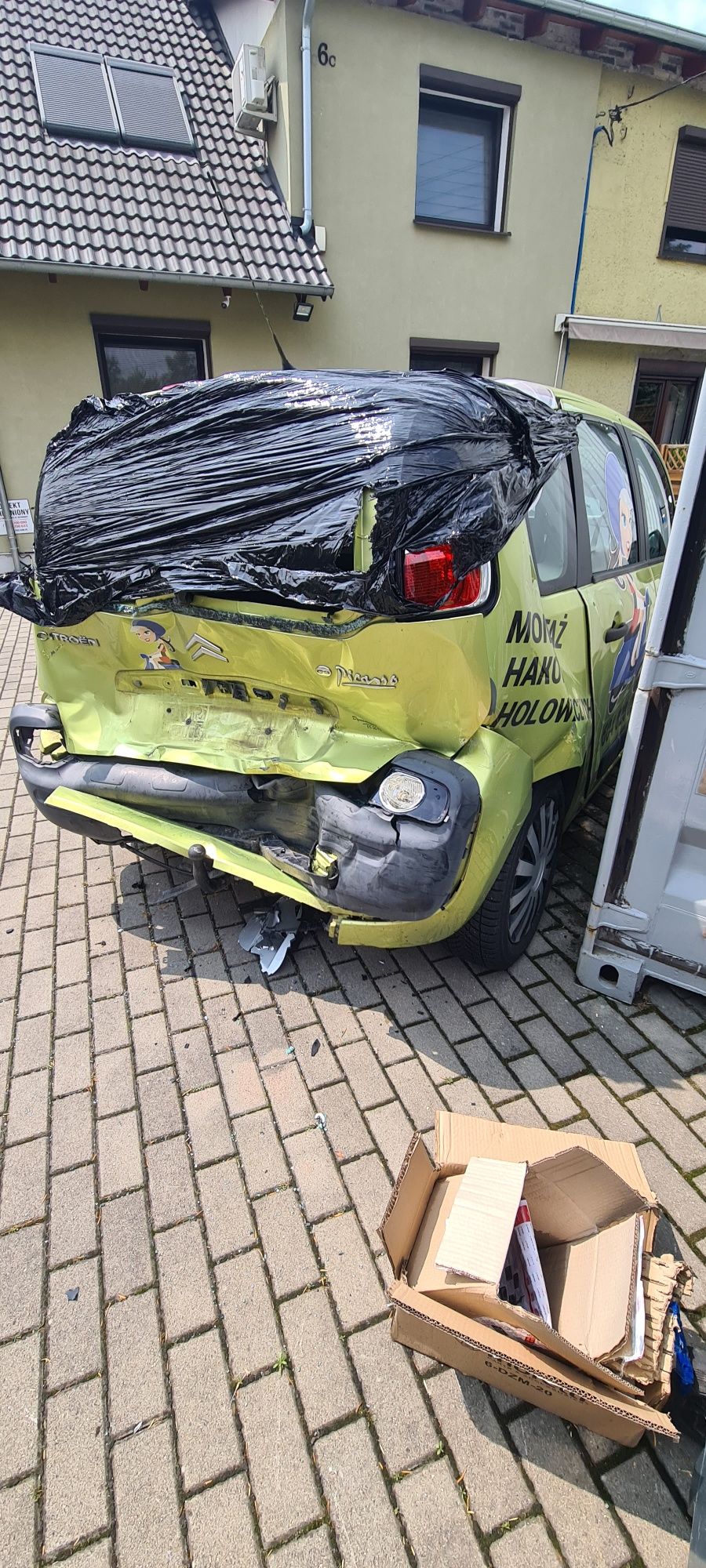 Citroen c3 picasso po kolizji jeździ
