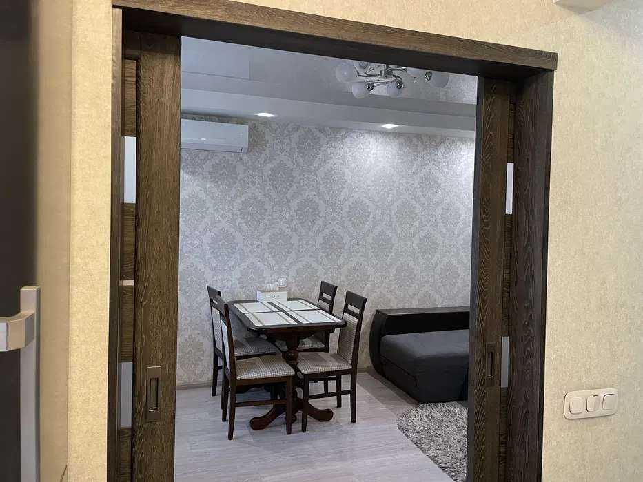 Продам 2-кімн. Машинобудівна вул. 24, 46 м.кв