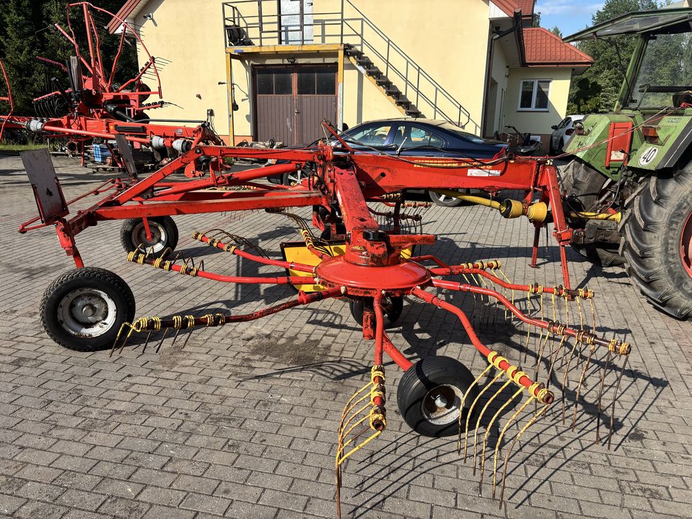 Zgrabiarka 2 karuzelowa Niemeyer RS 640 S