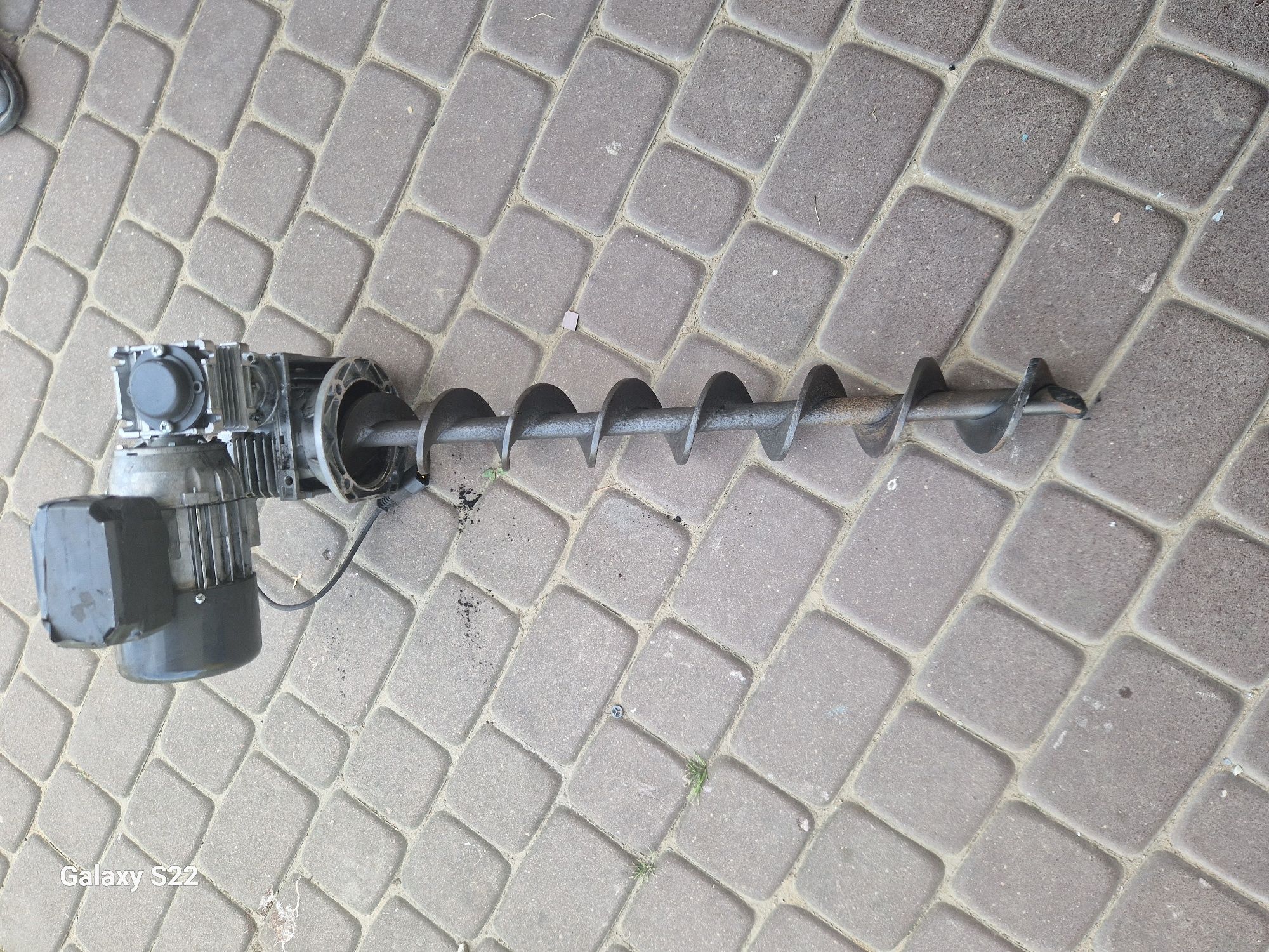Podajnik do pieca, ślimak