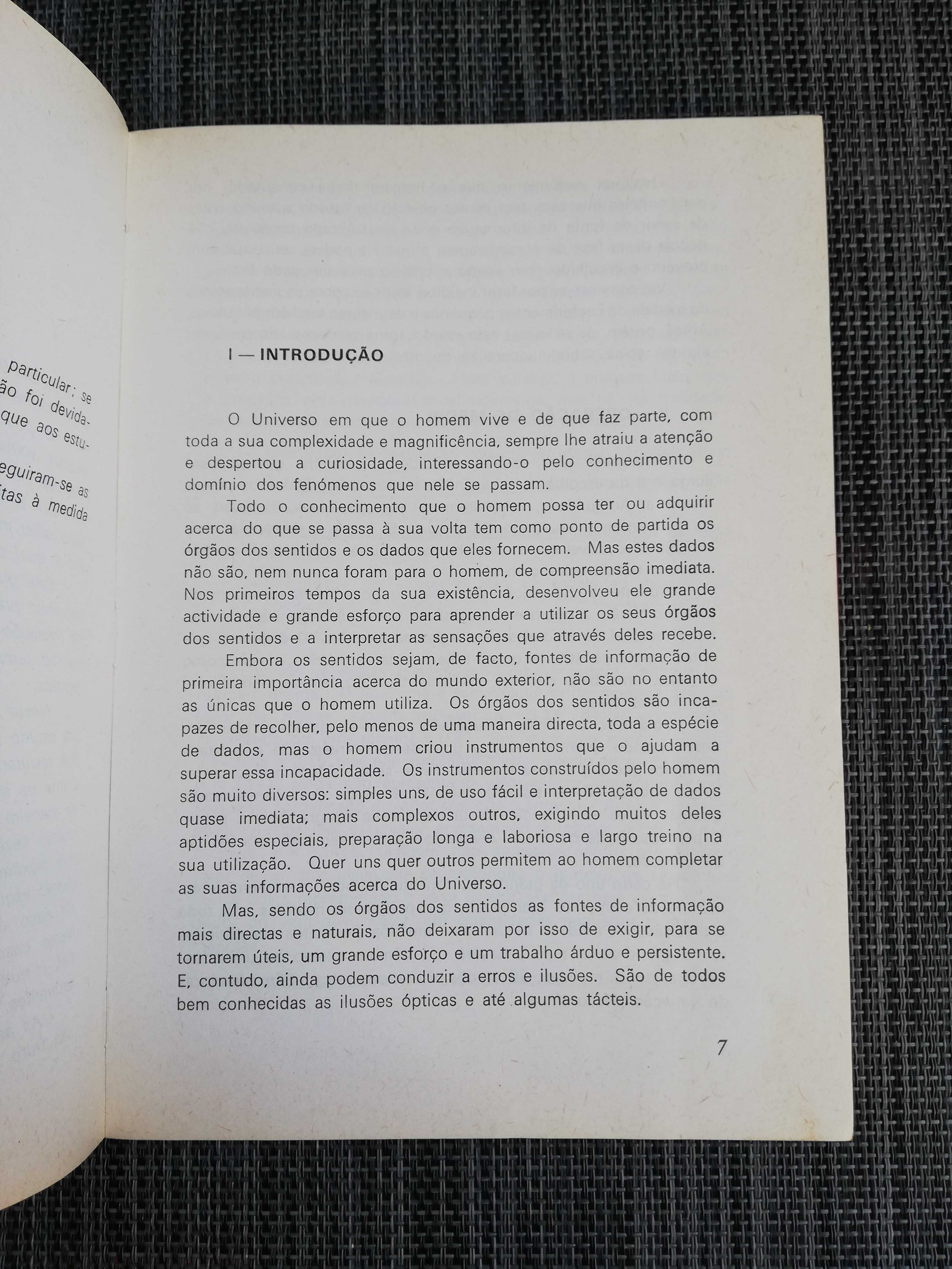 Trabalhos Práticos de Física