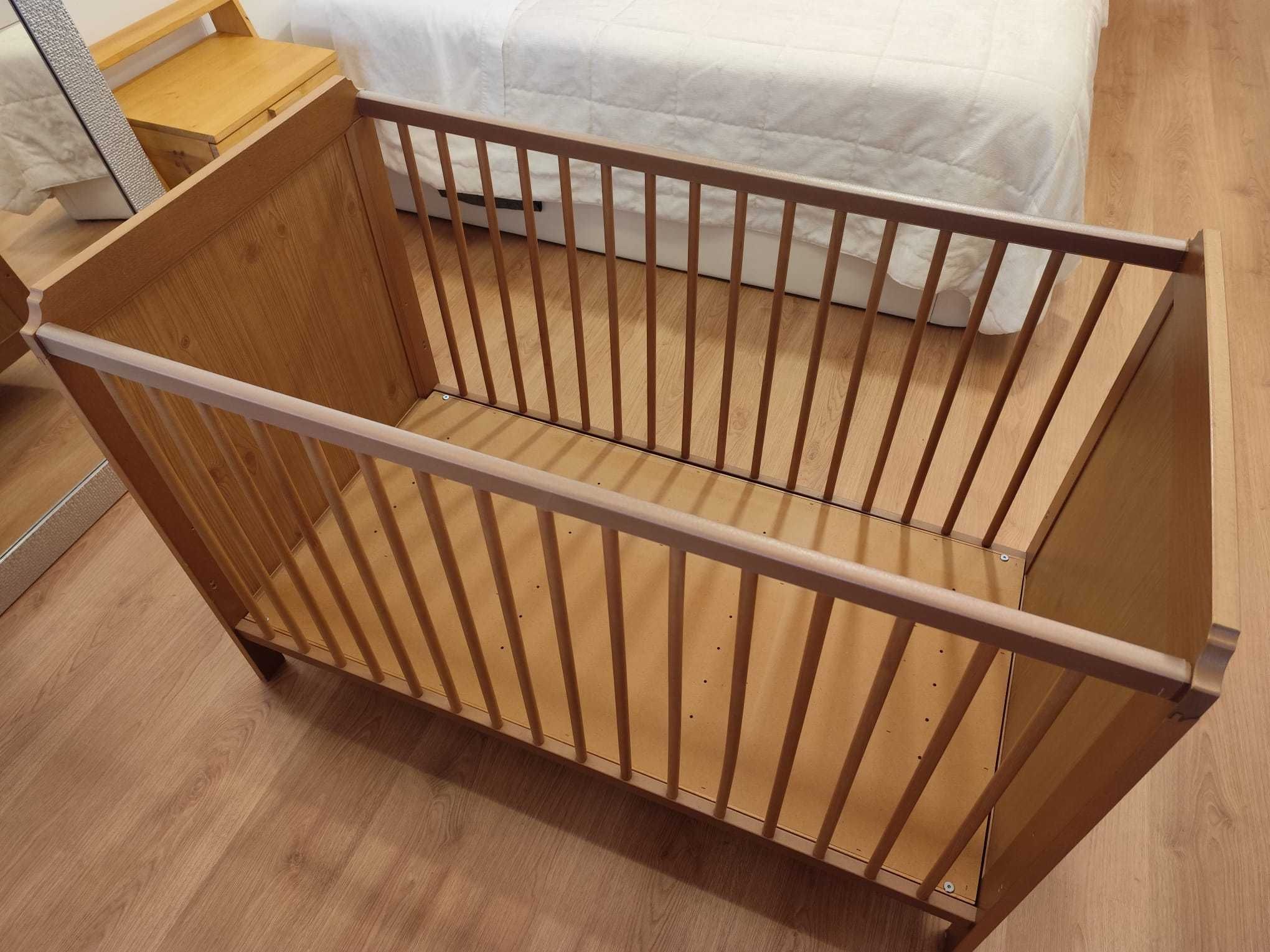Berço Ikea Leksvik faia castanho