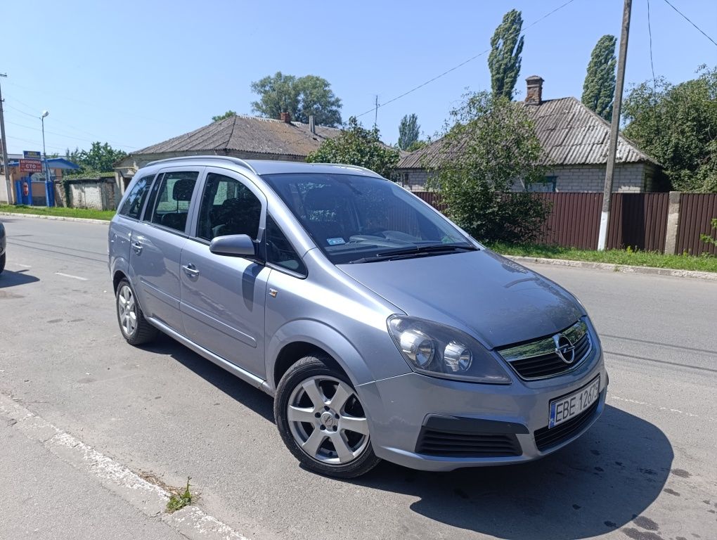 Opel Zafira 1.9TDI 7 мест продам или обмен