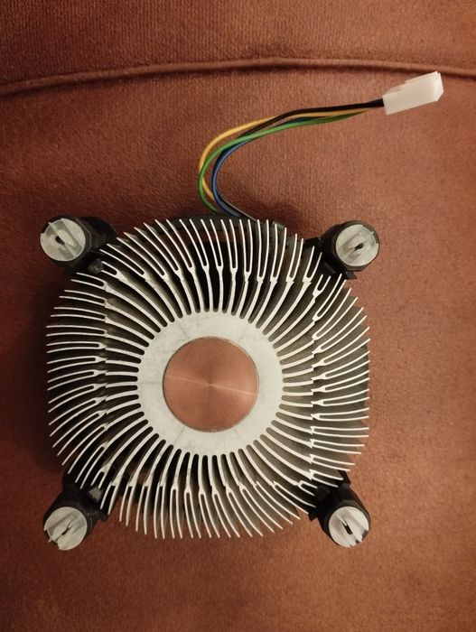 Processador Intel Pentium D940 com cooler