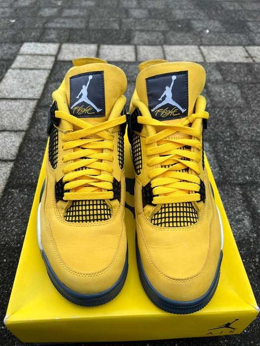"Buty koszykówki "Air_Jordan_4_retro_tour_yellow_Roz.42