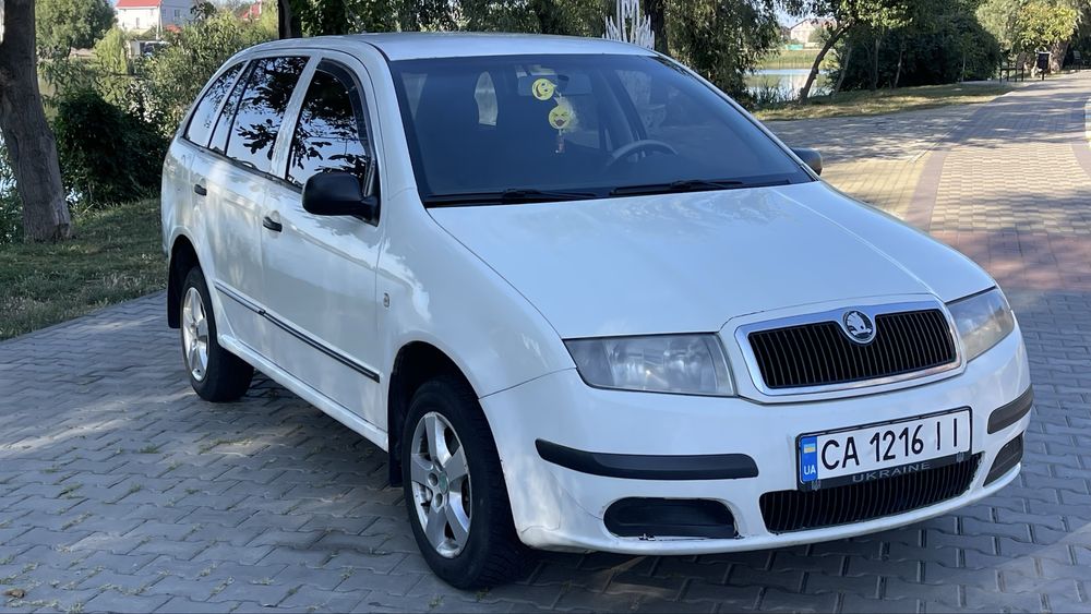Skoda Fabia 1.4 бензин