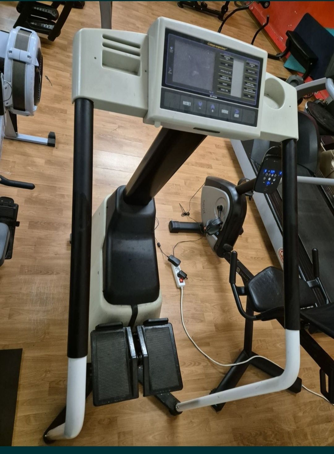 BIKES/Steps/Bancos/passadeiras Gym em bom estado