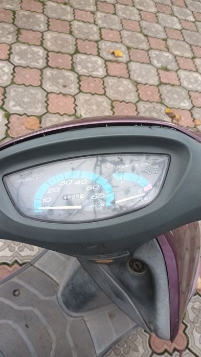 Продаётся скутер Хонда Такта.