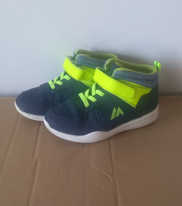 Buty jesienne dla chłopczyka r.27