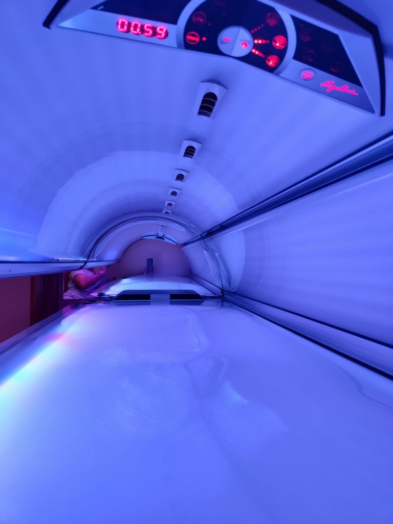 Solarium Ergoline Affinity 600 - idealny stan + lampy