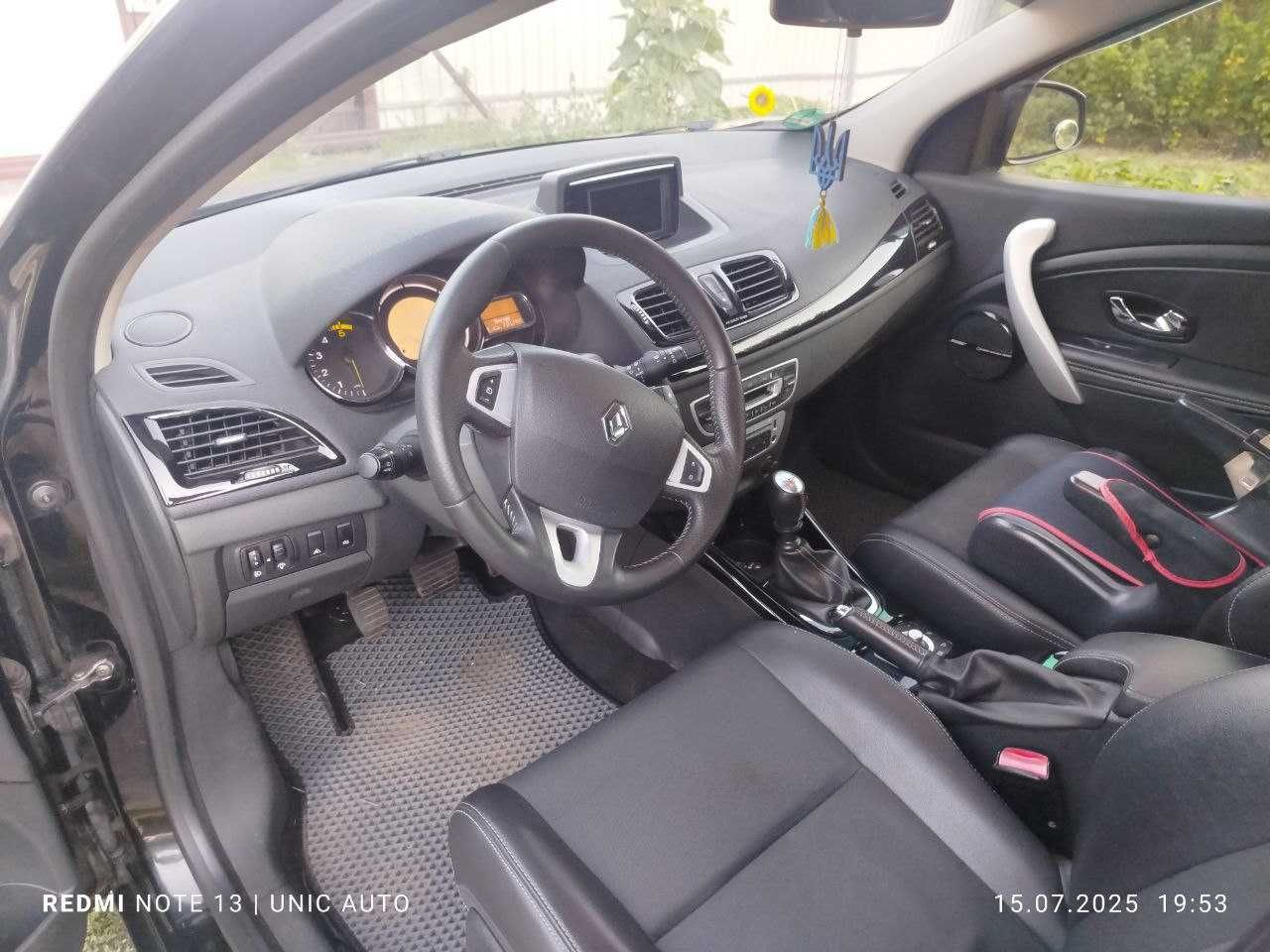 Рено Меган 3 універсал (Renault Megane 3 combi) Bose 1.6 dci