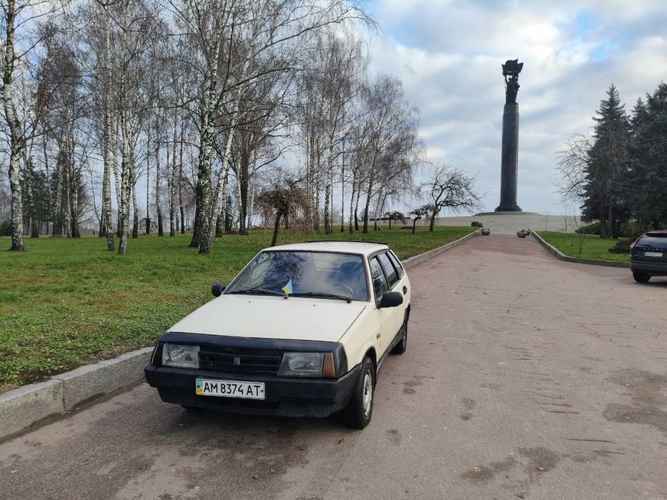Продам ВАЗ 2109.