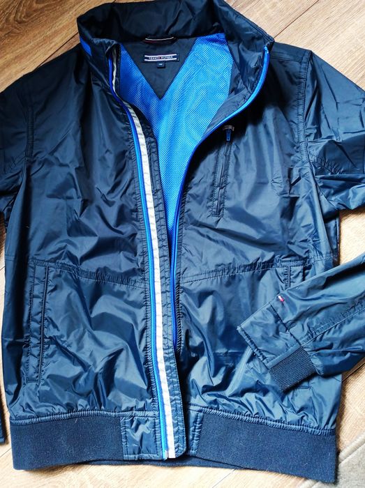 Tommy Hilfiger kurtka 158
Hilfinger przeciwdeszczowa kurtka