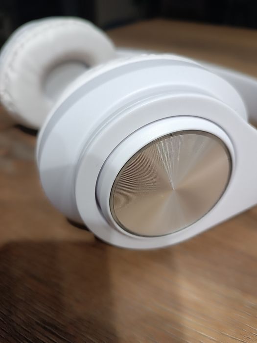 Słuchawki bezprzewodowe składane z podświetleniem Led