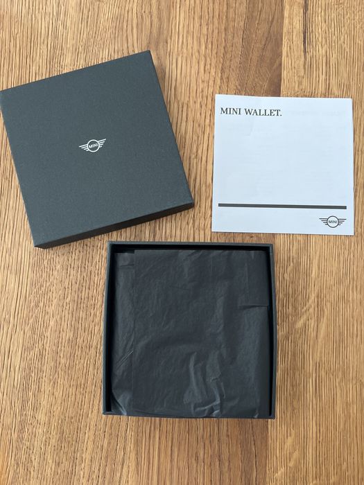 MINI ekranowany RFID portfel/etui na karty, dokumenty i pieniadze