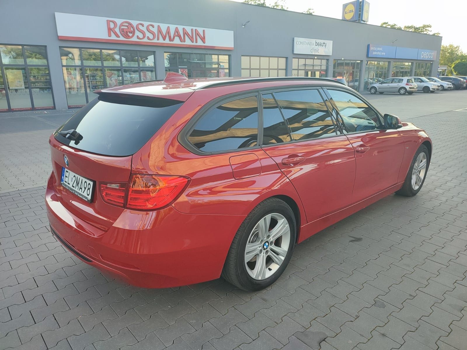 BMW seria 3 318d F31
