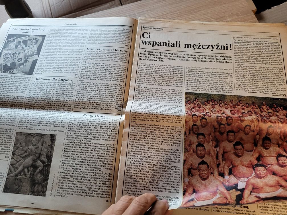 Stare czasopismo Perspektywy z PRL 1985