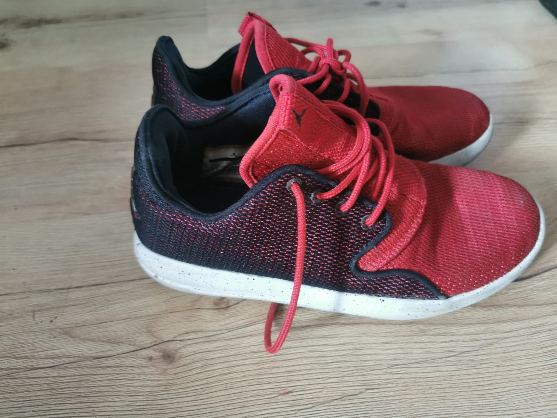 Adidasy Jordan r 36.5