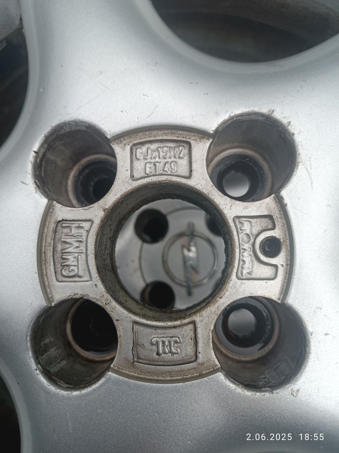 Felgi opel 15 cali z oponami 195/60 R15