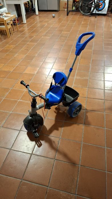 Triciclo Little Trikes 4 em 1
