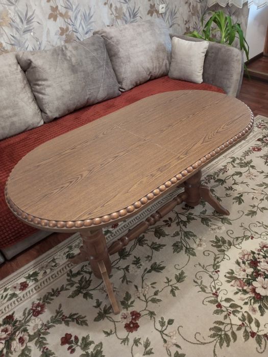 Стіл розкладний овальний