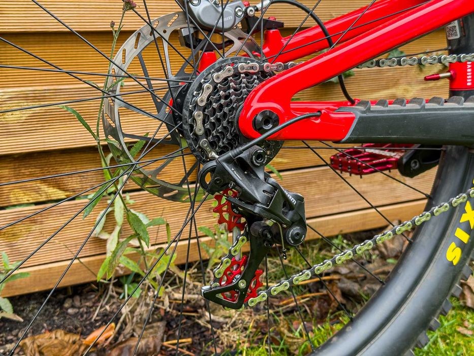 Rower DH Santa Cruz V10 8 CC 29" GLOSS RED 2024 rozmiar XL downhill