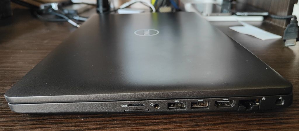 Мощный ноутбук Dell 5401, Core i5-9400H, 16 GB DDR4, 14'' IPS Full HD
